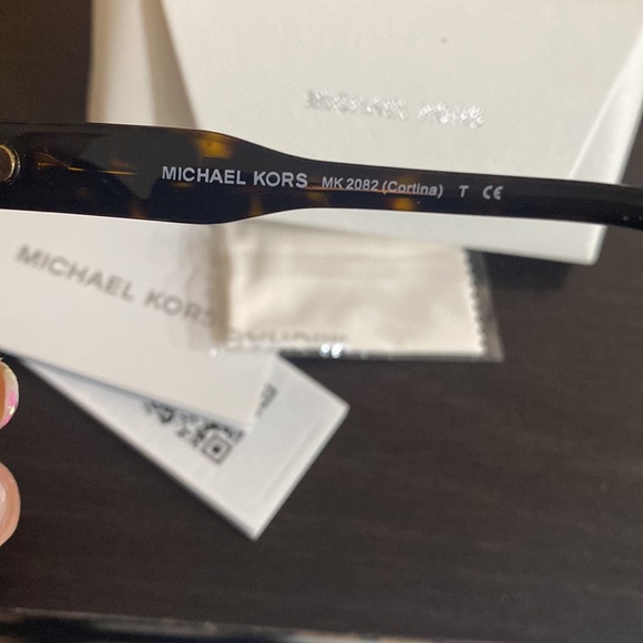 Michael Kors Cortina 2082 Sunglasses - Picture 5 of 8